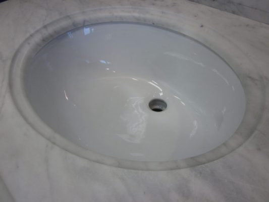Ogee edge on sink bowl
